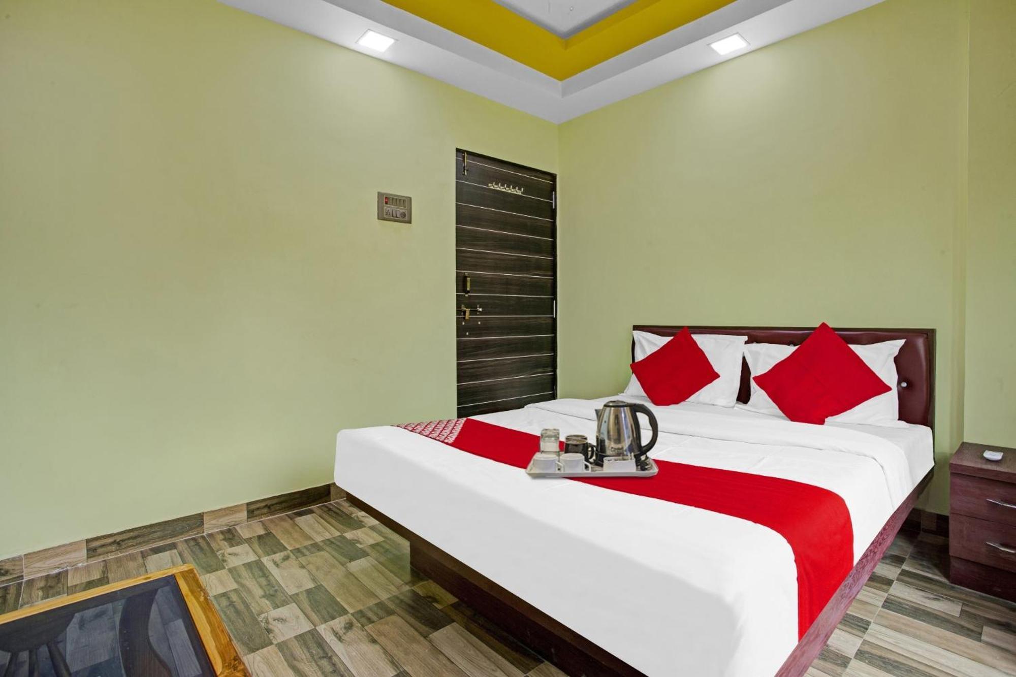 Hotel O Om Sai Residency Lodging And Boarding Taloje Budrukh Εξωτερικό φωτογραφία
