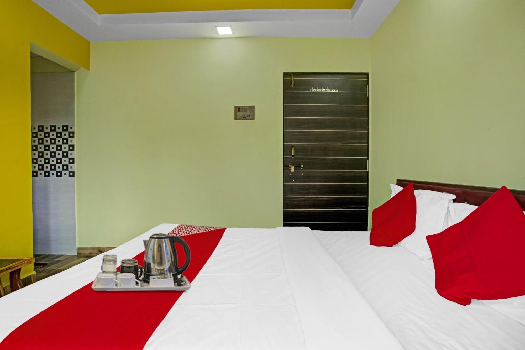 Hotel O Om Sai Residency Lodging And Boarding Taloje Budrukh Εξωτερικό φωτογραφία