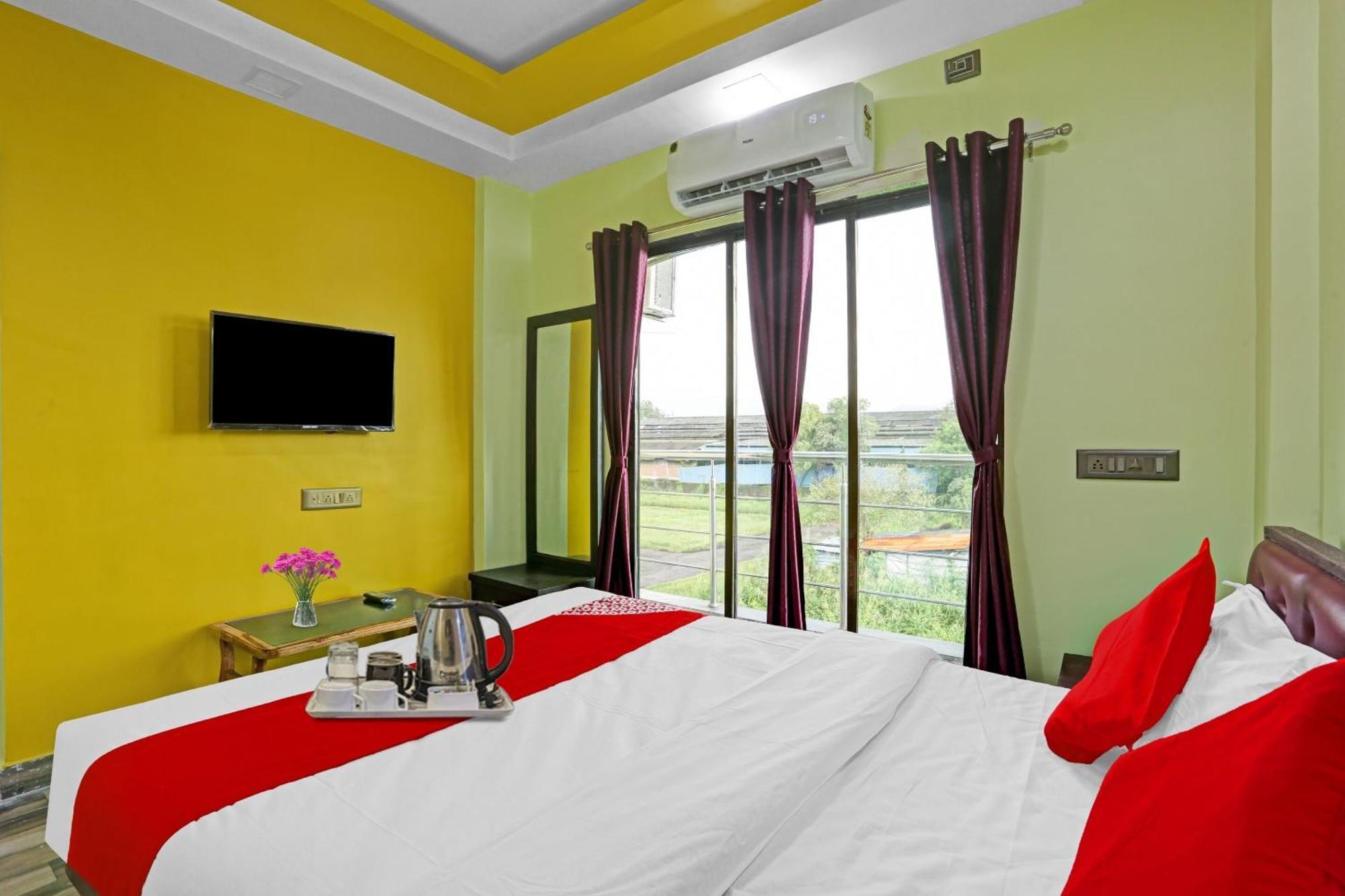 Hotel O Om Sai Residency Lodging And Boarding Taloje Budrukh Εξωτερικό φωτογραφία