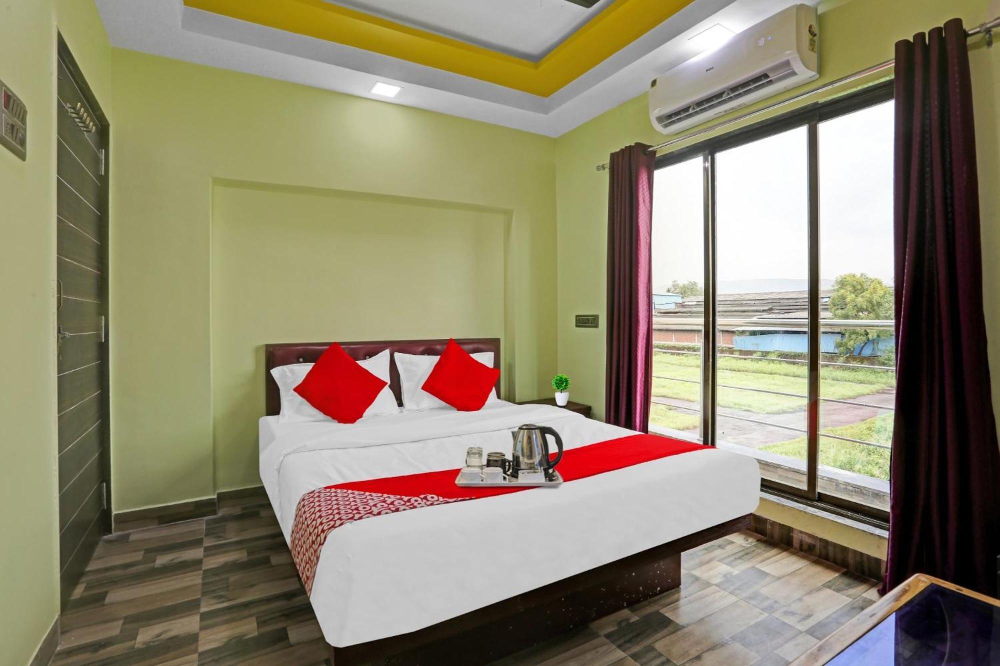 Hotel O Om Sai Residency Lodging And Boarding Taloje Budrukh Εξωτερικό φωτογραφία